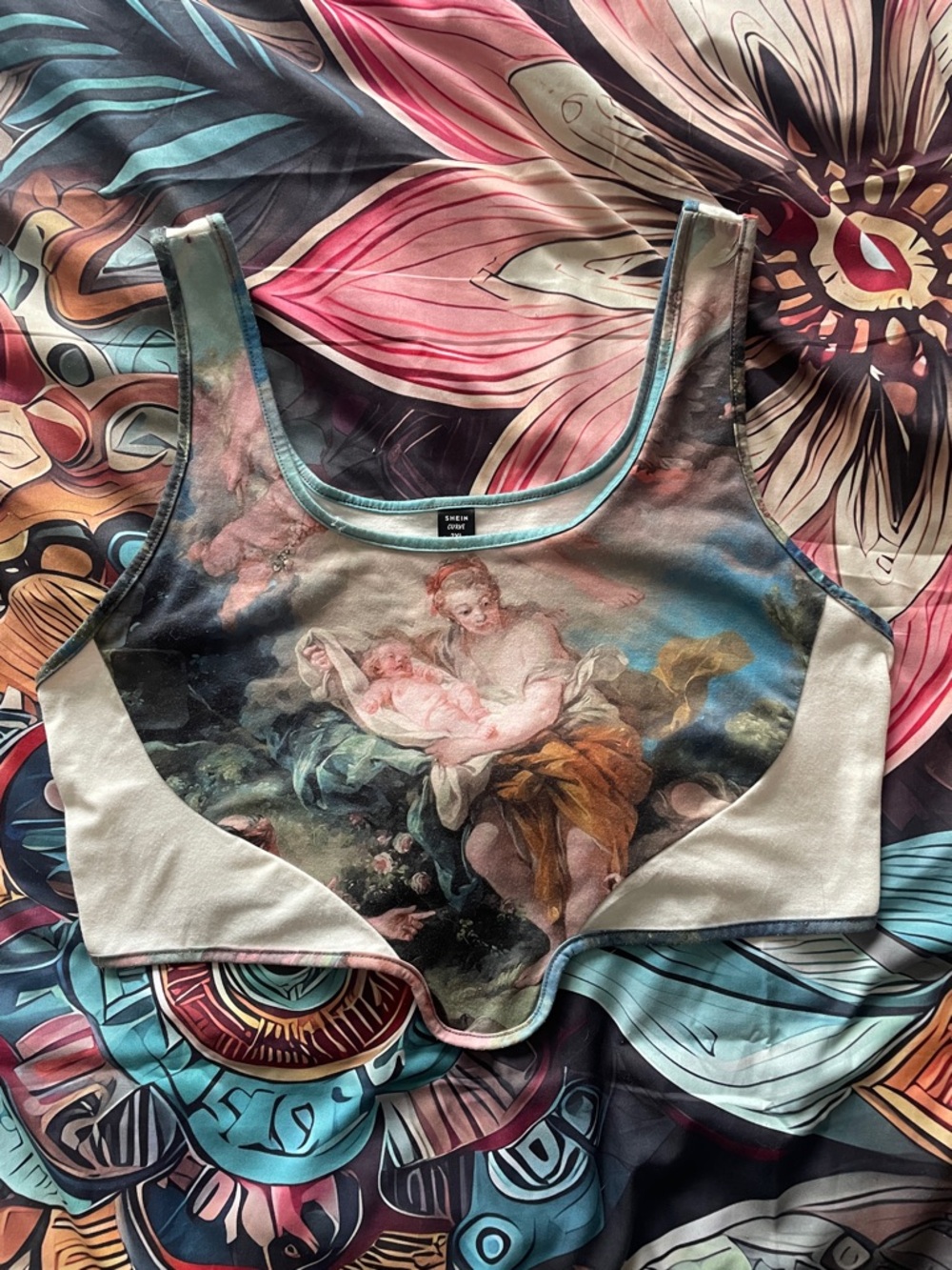SHEIN Multicolor Scoop Neck Crop Tank with Classical Print